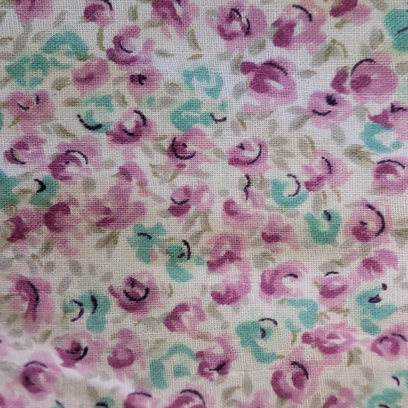 Floral buttonup - Picture 3 of 4